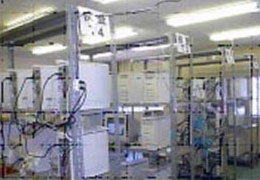 パソコン工房組み立て工場